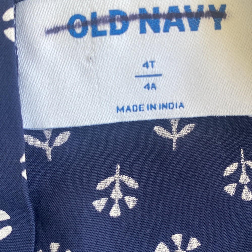 Sleeveless Blouse, dark blue with white flowers, Old navy, 4T - Picture 3 of 4